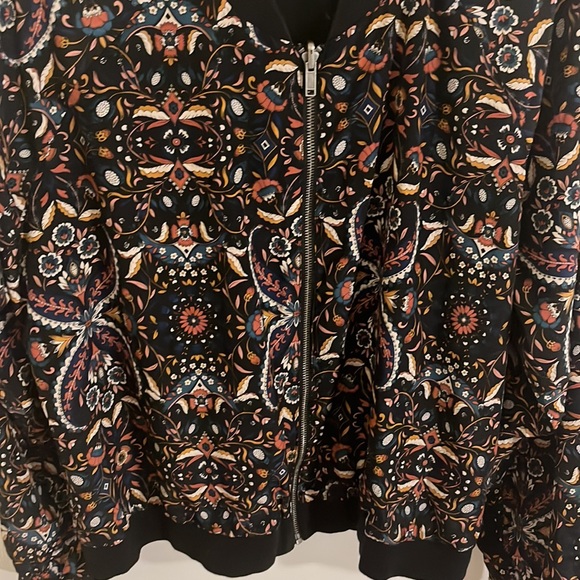 Merona Reversible Bomber Jacket. Size Large. - Picture 4 of 9